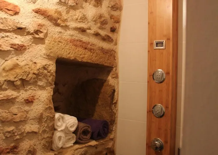 Tiny House De Charme - Piscine & Jaccuzi *